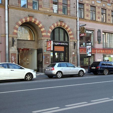 Bolshoy 45 Hotel Saint Petersburg Bagian luar foto